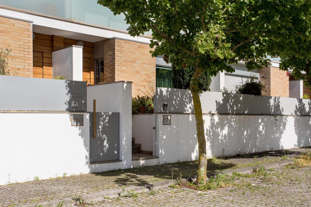 דירות Maía Joivy Sleek House Balcony & 2 Terraces In Porto מראה חיצוני תמונה