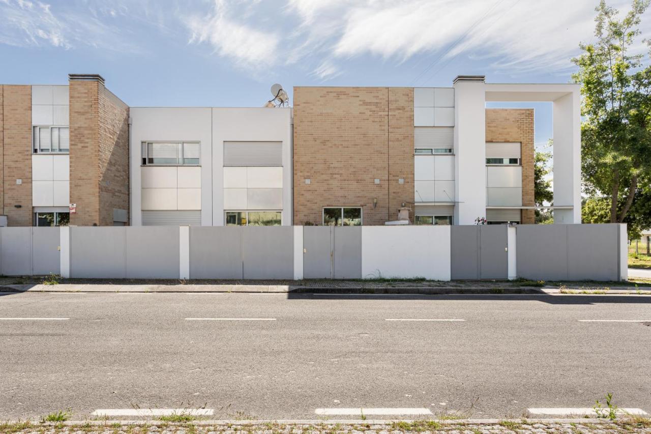 דירות Maía Joivy Sleek House Balcony & 2 Terraces In Porto מראה חיצוני תמונה